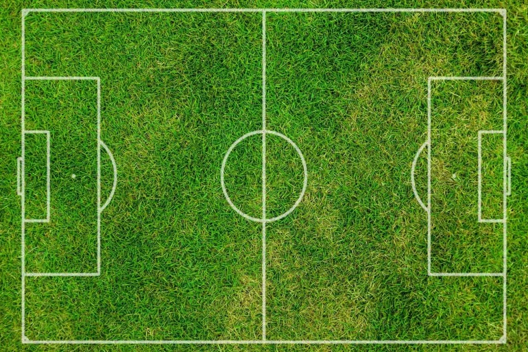 Comprendre les règles essentielles du football américain pour débutants : êtes-vous prêt à maîtriser ce sport fascinant ?